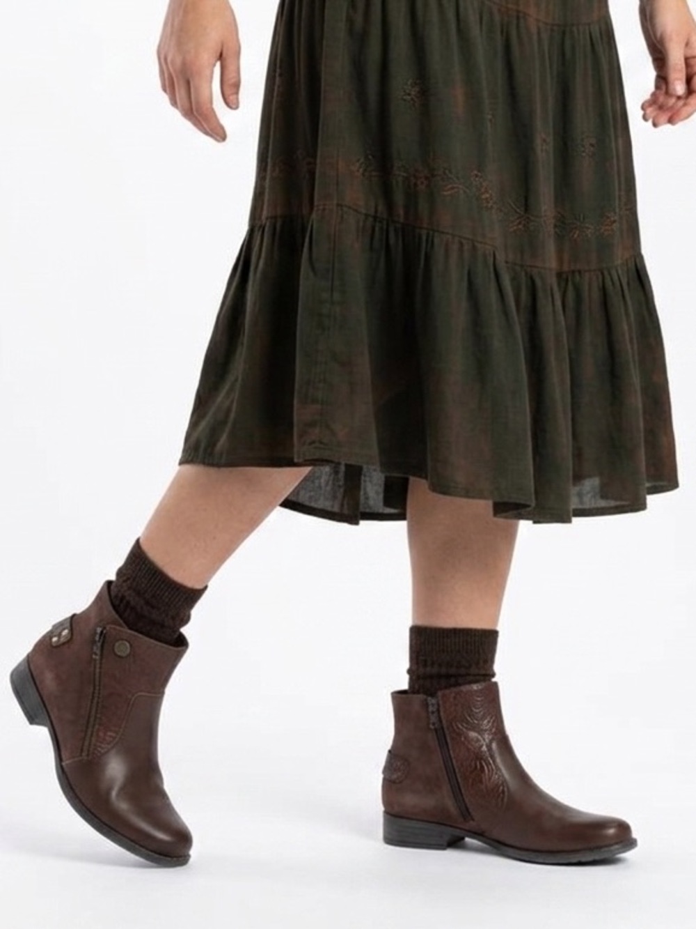 Earth Origins “Navigate Noah” Brown Leather Zipper Ankle Boots Sz 8.5 EUC